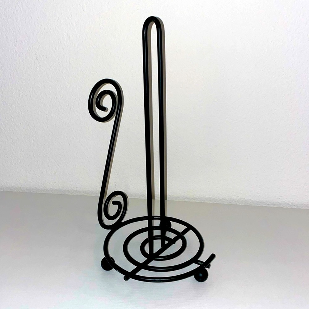 Paper towel holder